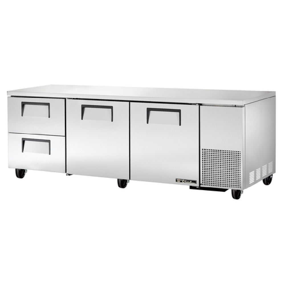 True Mfg. - General Foodservice TUC-93D-2-HC - Deep Undercounter Refrigerator, 33 - 38°F