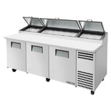 True Mfg. - General Foodservice TPP-AT2-93-HC - Pizza Prep, 33 - 41°F Pan Rail, Stainless Steel Cover