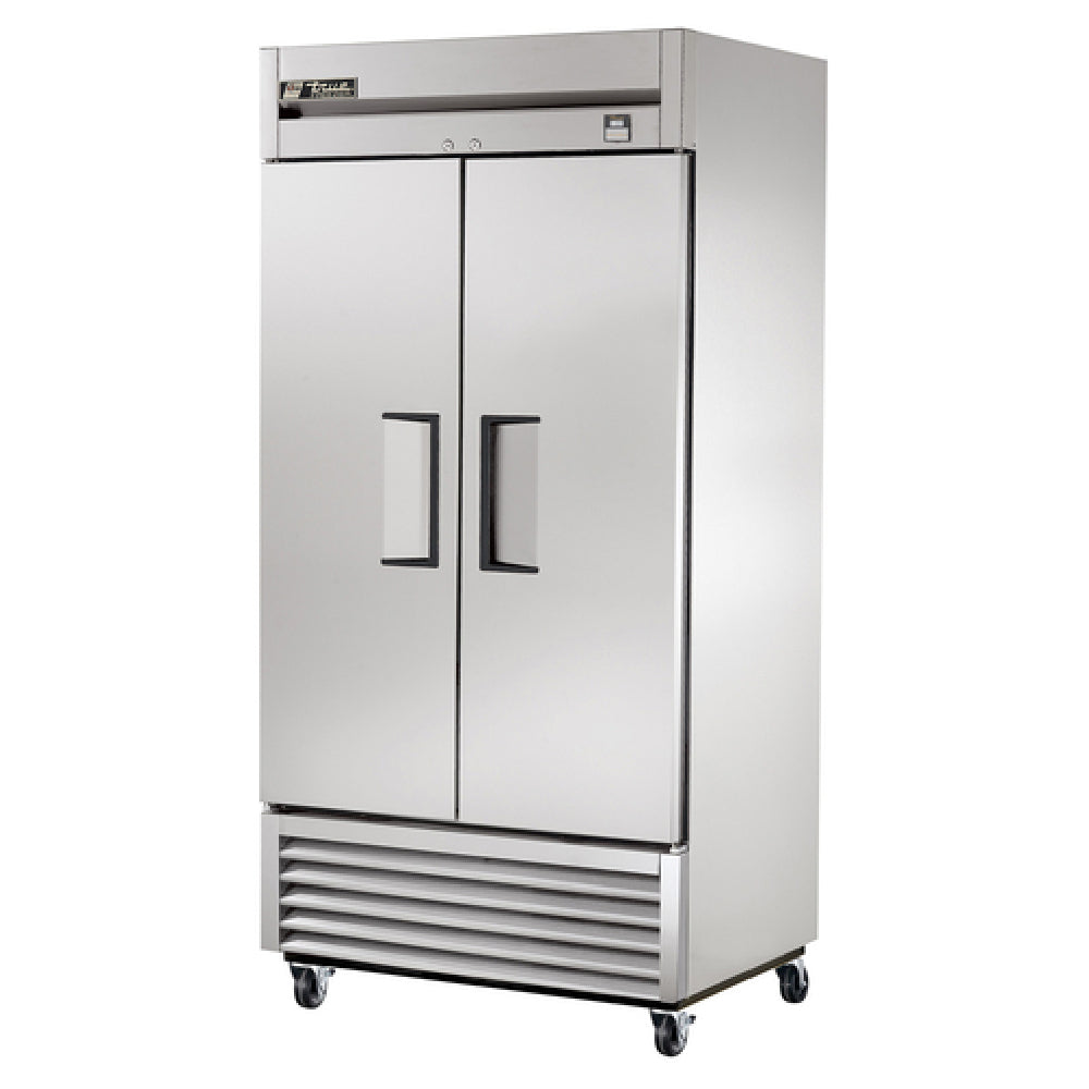 True Mfg. - General Foodservice TS-35F-HC - Freezer, Reach-in, Two-section