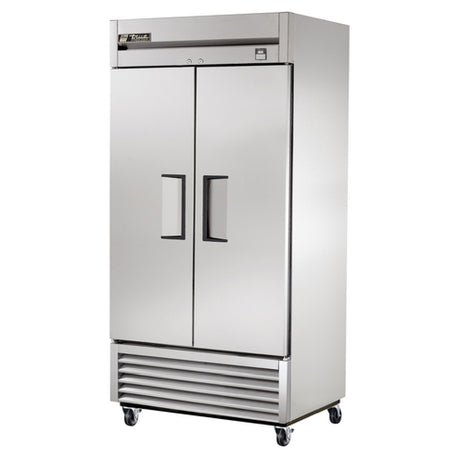 True Mfg. - General Foodservice TS-35F-HC - Freezer, Reach-in, Two-section