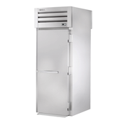 Stainless steel heated cabinet True Refrigeration STR1HRT89-1S-1S with solid door design